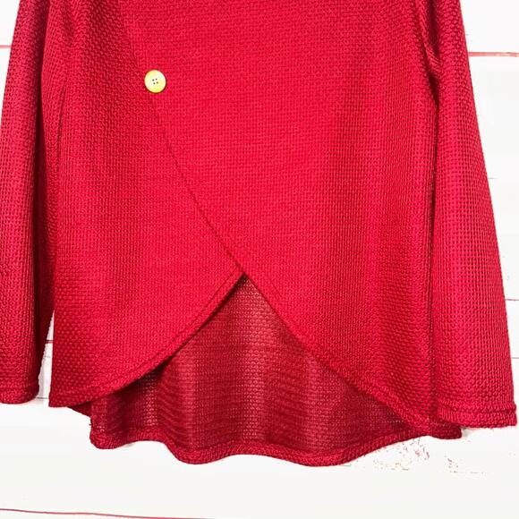 Women’s Cowl Neck Tulip Hem Sweater | Please Read Description - Picture 3 of 4